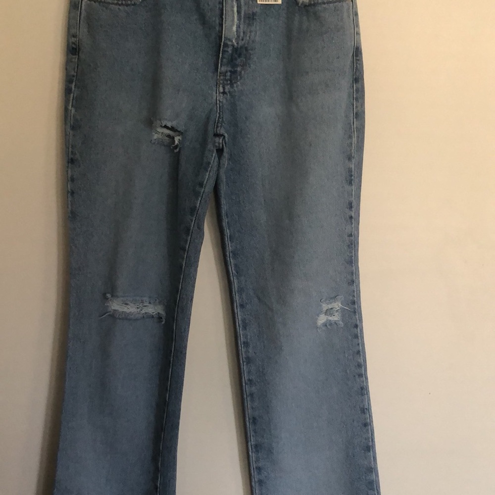Distressed Jeans - Picture 3 of 8